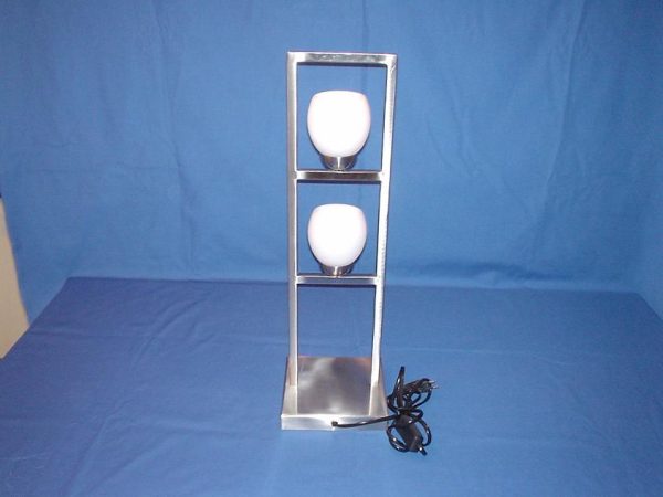 Lámpara de mesa 015-T2 Cuadrado Blanco Bombilla G9
